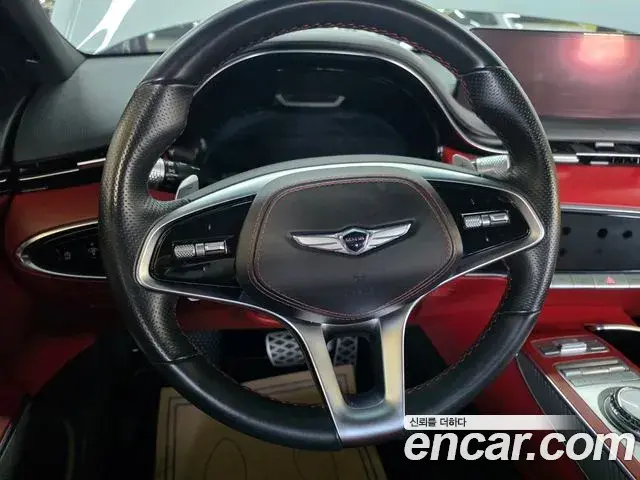 Genesis GV70 2021 — Photo 16/20