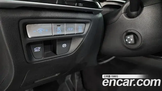 Genesis Electrified G80 2021 — Photo 18/20