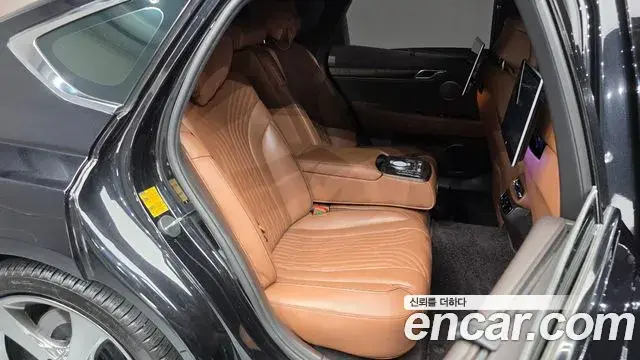 Genesis Electrified G80 2020 — Photo 11/20