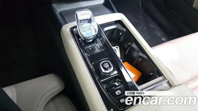 Volvo S90 2025 — Photo 7/20