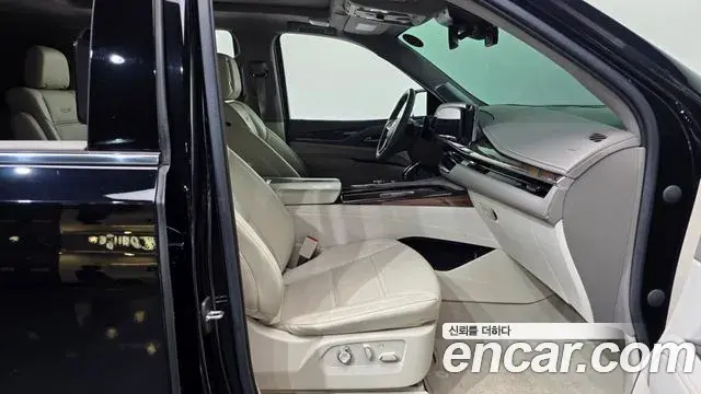 Cadillac Escalade 2021 — Photo 11/20