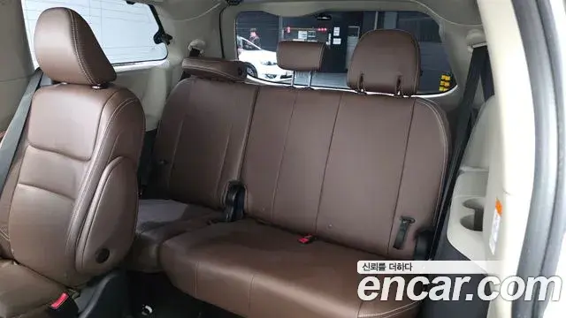 Toyota Sienna 2018 — Photo 13/20