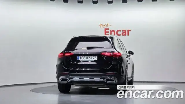 Mercedes-Benz GLC-Class 2023 — Photo 4/20