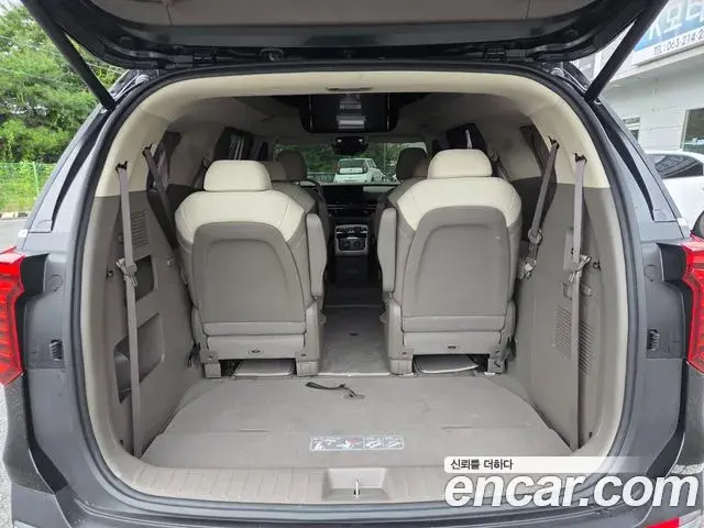Kia Carnival 2025 — Photo 11/20