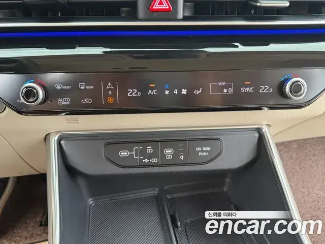 Kia Carnival 2025 — Photo 8/19