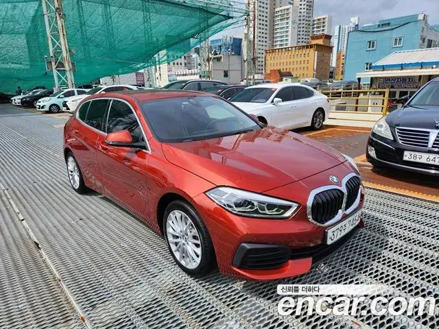 BMW 1 Series 2020 — Photo 7/20