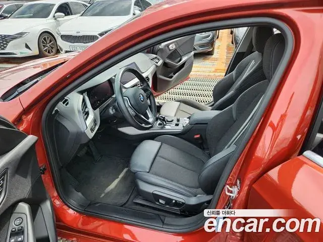 BMW 1 Series 2020 — Photo 12/20