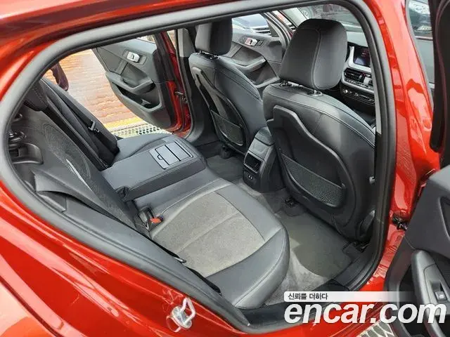 BMW 1 Series 2020 — Photo 15/20