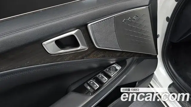 Kia K8 2021 — Şəkil 20/20