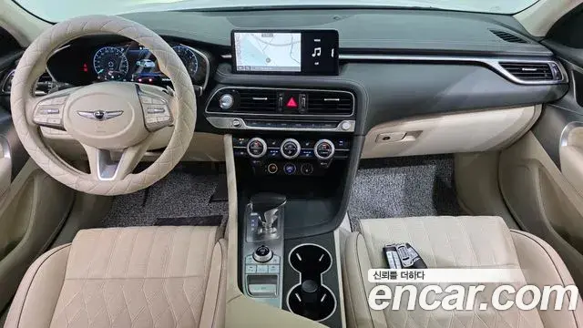 Genesis G70 2020 — Photo 15/34