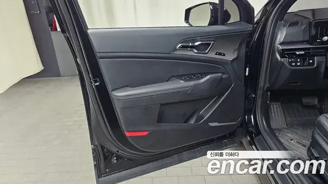 Kia Sportage 2025 — Photo 10/33