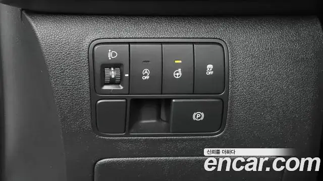 Hyundai Staria 2024 — Фото 14/20