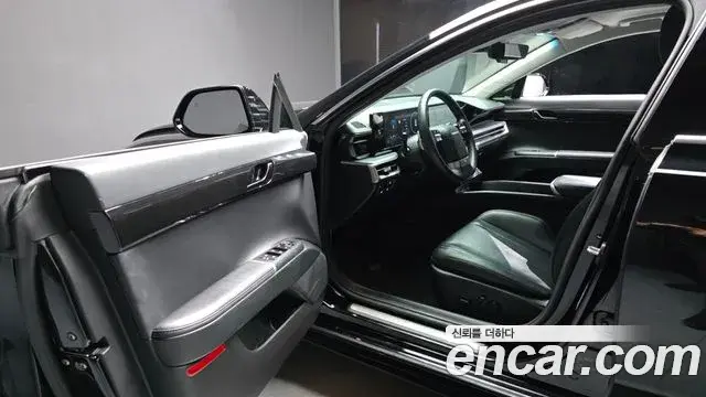 Hyundai Grandeur 2023 — Фото 9/20