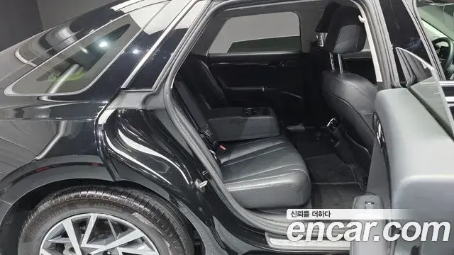 Hyundai Grandeur 2023 — Фото 11/20