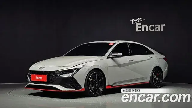 Hyundai Avante 2023 — Фото 1/20
