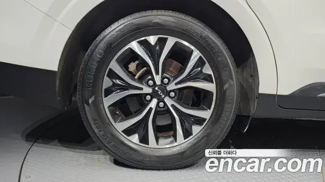 Kia Carnival 2022 — Photo 5/20