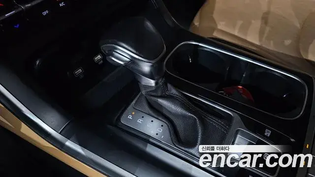 Kia Carnival 2022 — Photo 9/20