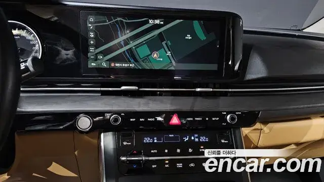 Kia Carnival 2022 — Photo 14/20