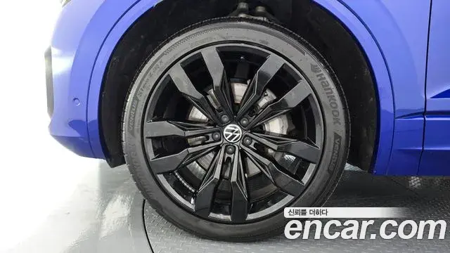 Volkswagen Touareg 2023 — Photo 4/20
