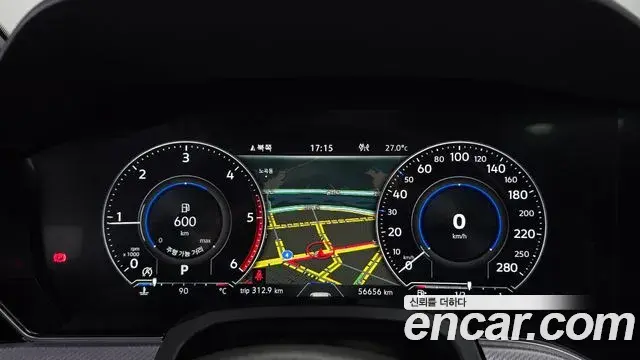 Volkswagen Touareg 2023 — Photo 7/20