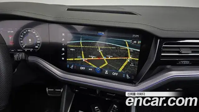 Volkswagen Touareg 2023 — Photo 11/20