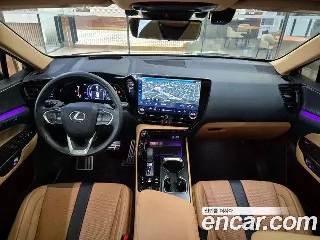 Lexus NX450h+ 2025 — Photo 4/20