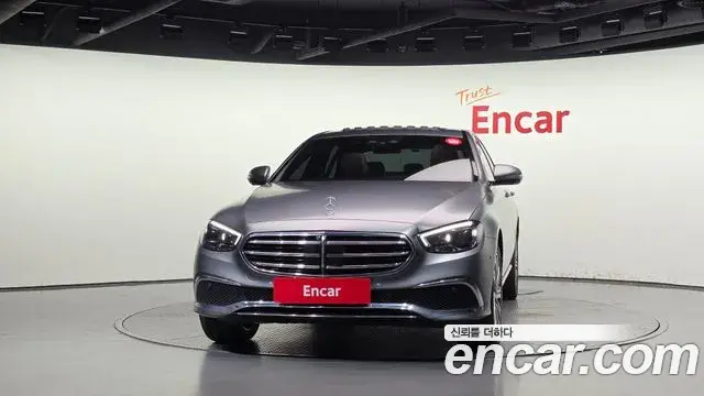 Mercedes-Benz E-Class 2023 — Şəkil 3/20