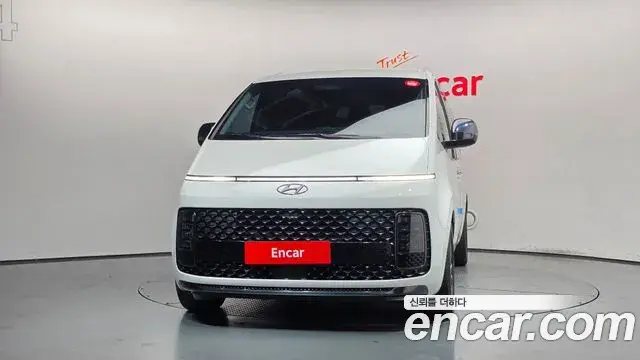 Hyundai Staria 2023 — Şəkil 3/20