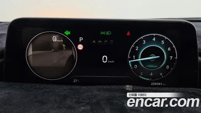 Hyundai Staria 2023 — Şəkil 8/20