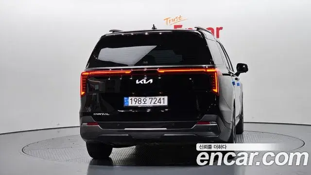 Kia Carnival 2024 — Фото 4/20