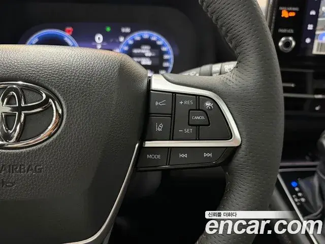Toyota Sienna 2025 — Photo 5/19