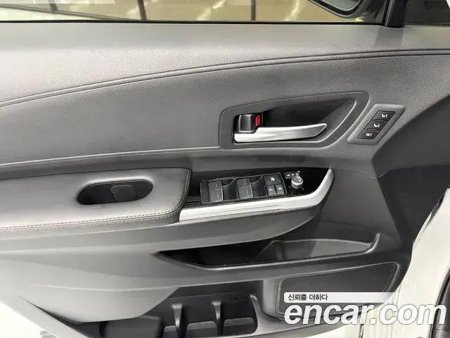 Toyota Sienna 2025 — Photo 10/19