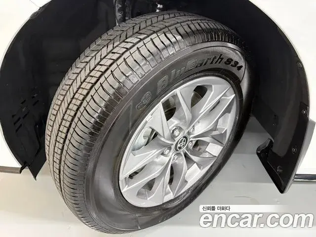 Toyota Sienna 2025 — Photo 17/19