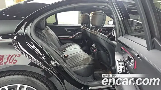Mercedes-Benz S-Class 2022 — Фото 17/20