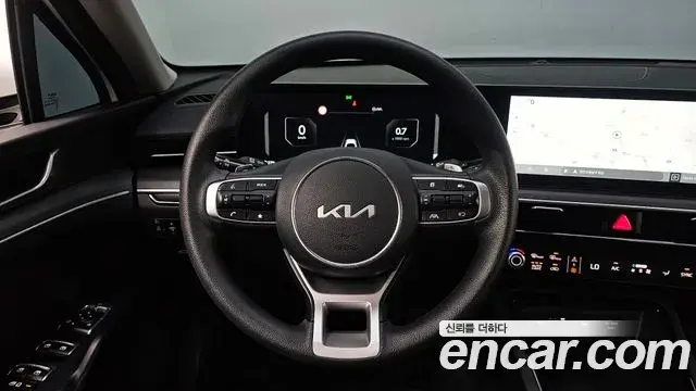 Kia K5 2024 — Şəkil 14/20