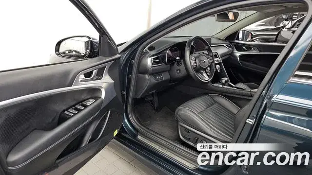 Genesis G70 2022 — Photo 3/37