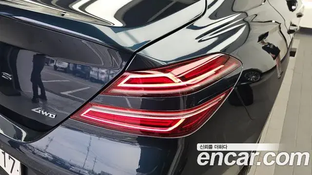 Genesis G70 2022 — Photo 14/37