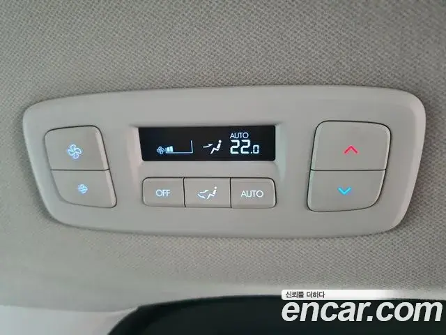 Hyundai Staria 2023 — Фото 8/20