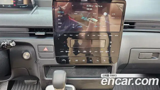 Hyundai Staria 2025 — Фото 14/20