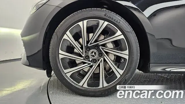 Mercedes-Benz E-Class 2024 — Şəkil 5/20