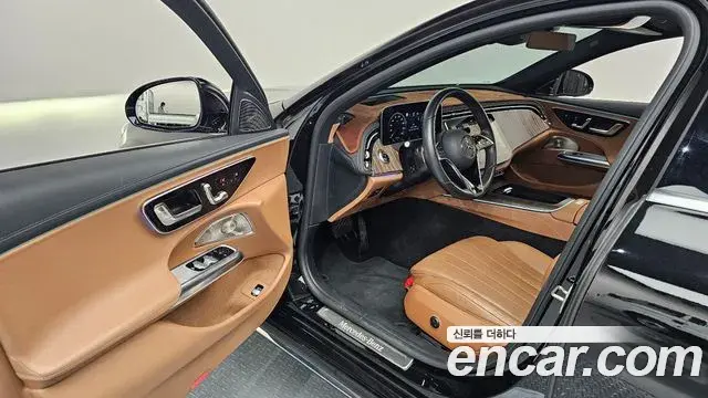 Mercedes-Benz E-Class 2024 — Şəkil 10/20