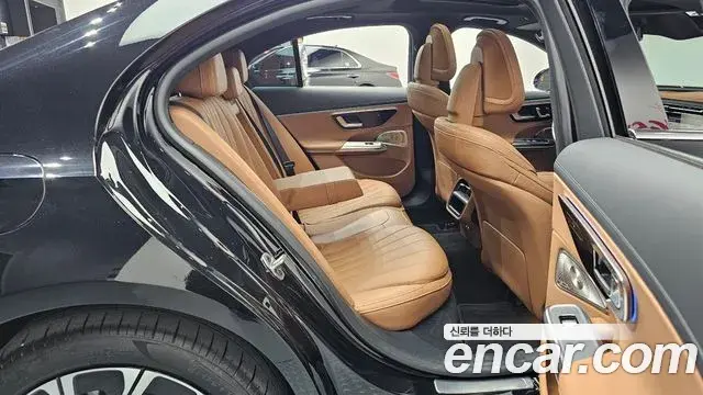 Mercedes-Benz E-Class 2024 — Şəkil 11/20