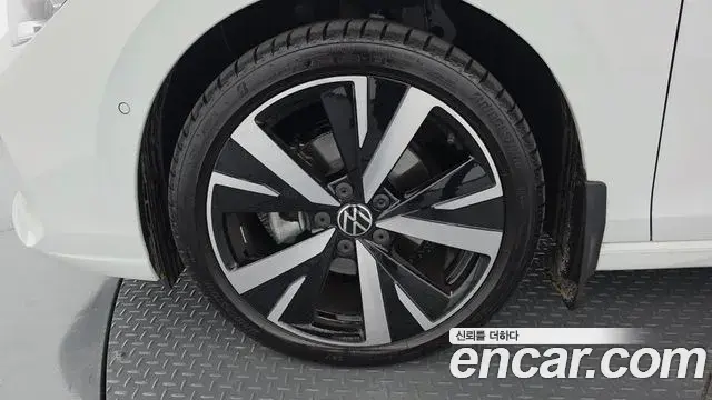 Volkswagen Golf 2026 — Şəkil 7/36