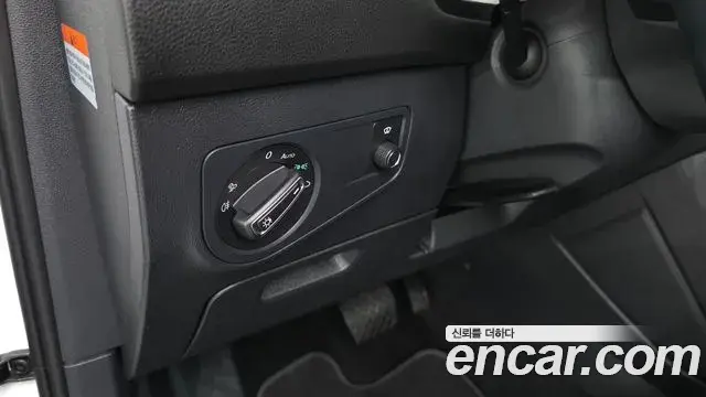 Volkswagen Tiguan Allspace 2023 — ფოტო 33/38