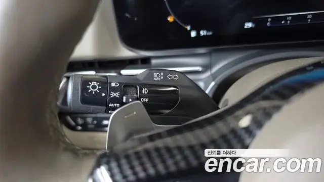 Kia Carnival 2021 — Photo 18/20