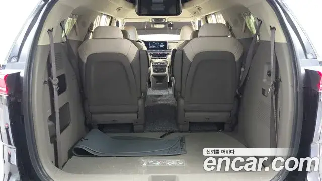 Kia Carnival 2021 — Photo 20/20