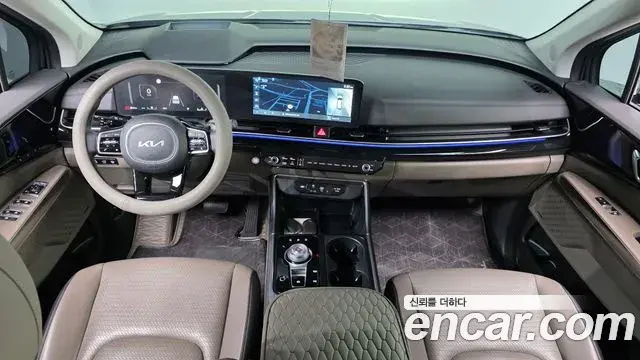 Kia Carnival 2024 — Photo 11/20