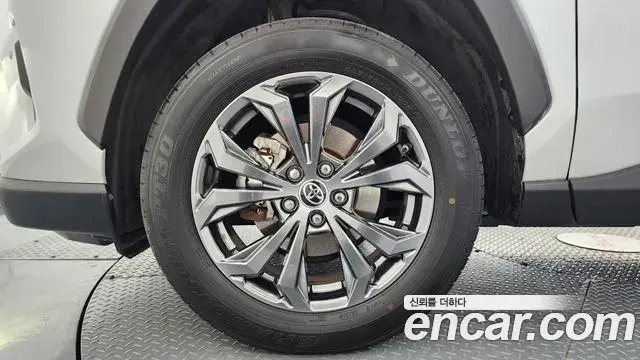 Toyota RAV4 2024 — Şəkil 5/20
