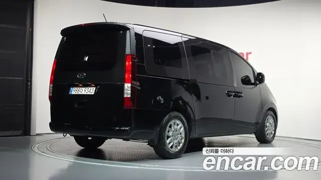 Hyundai Staria 2022 — Şəkil 2/20