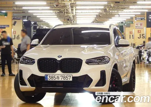 BMW X4 2025 — Фото 2/20